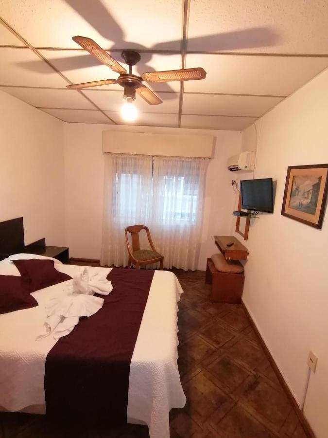 Hotel Richmond Montevideo Bagian luar foto